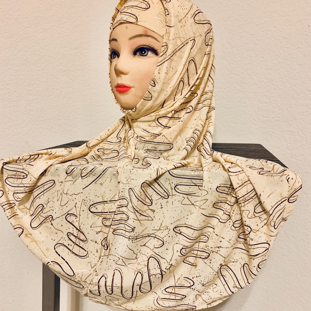 Women’s 2pieces Hijab,wraps one size fits all.NWOT
